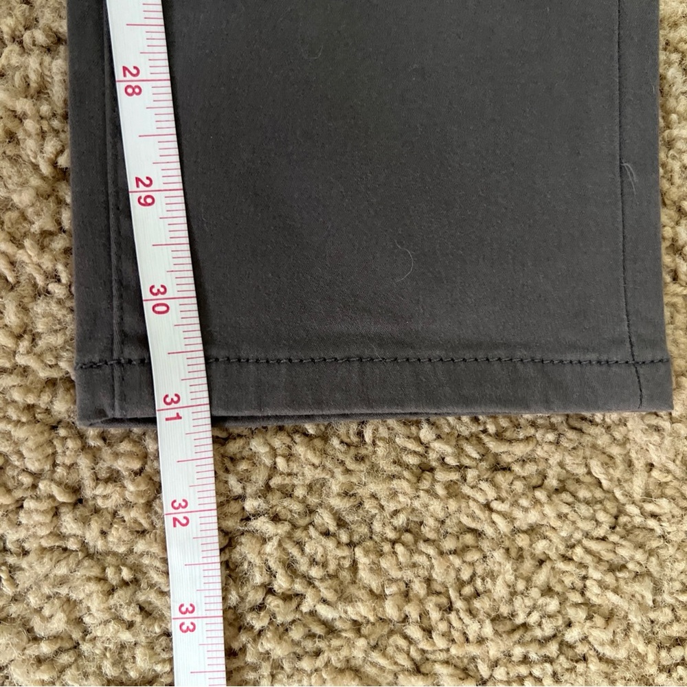Calvin Klein Jeans Women’s Grey Mid-Rise Soft Stretch Skinny Pant Size 4 - Picture 9 of 12